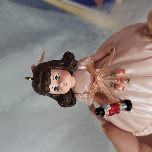 Nutcracker Hallmark Dancing Clara 2004 #9 in The Madame Alexander Series Vtg - Picture 6 of 6
